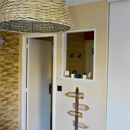 L'eau Sur Le Mat Avec Terrasse Et Parking Apartmán Honfleur