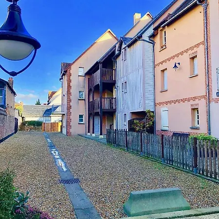 L'eau Sur Le Mat Avec Terrasse Et Parking